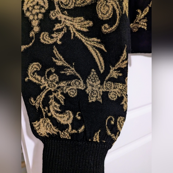 Alice + Olivia Kitty Jacquard Tie-Front Cardigan - Picture 3 of 6